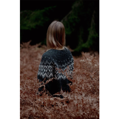 Observations: Knits and Essays from the Forest