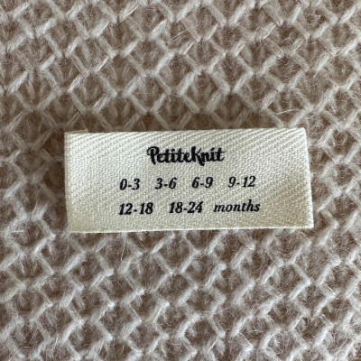 Label with baby sizes
