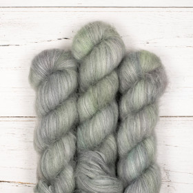 Suri Silk Fluff Light