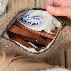 Futter für eine kleine Clutch