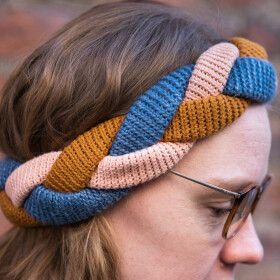 52 WEEKS OF SCRAP YARN
