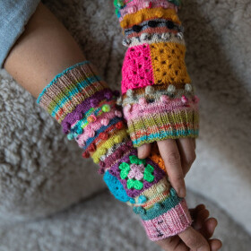 52 WEEKS OF SCRAP YARN