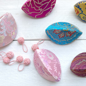 Dumpling Case and Pink Stitch Markers