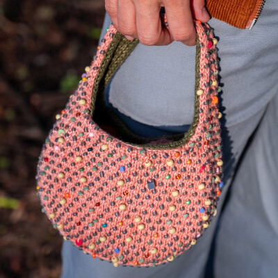 Stricken mit Perlen und Pailletten am 16.11.25 mit Anna Husemann