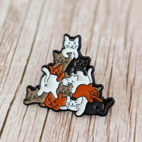 PIN | Cat Pyramid