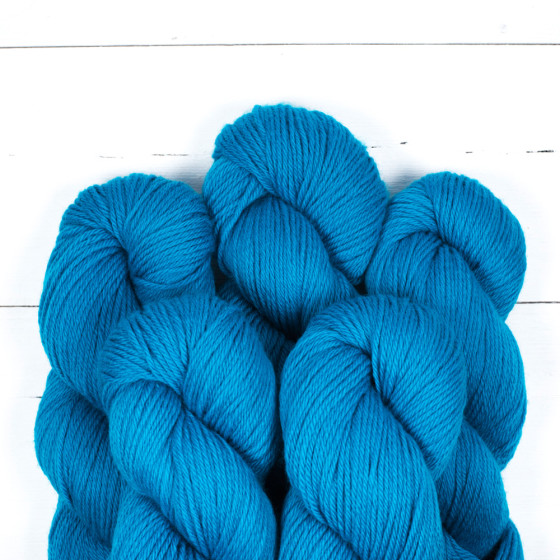 220 Heathers & Solid 8891 Cyan Blue