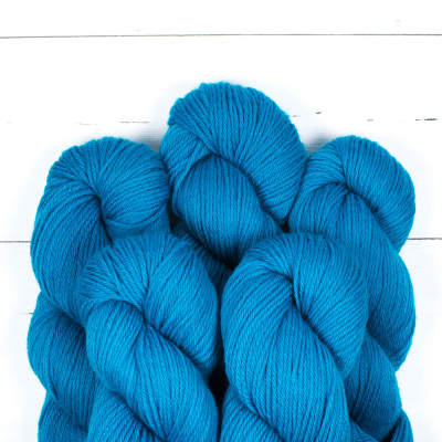 220 Heathers & Solid 8891 Cyan Blue