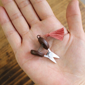 Mini scissors by Seki