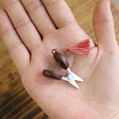 Mini scissors by Seki
