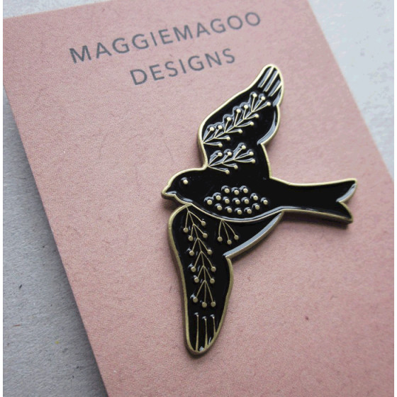 MaggieMagoo Pin - Bird