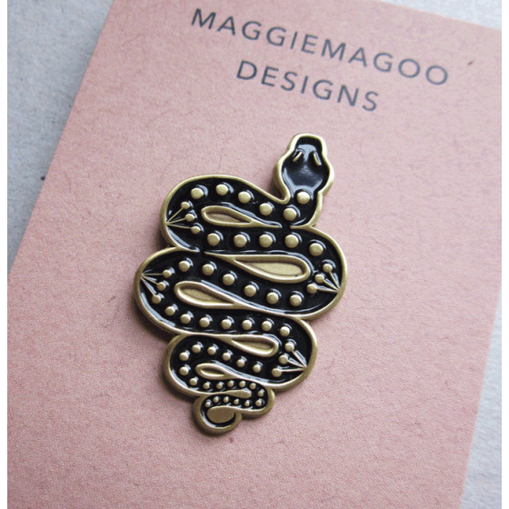 MaggieMagoo Pin - Snake